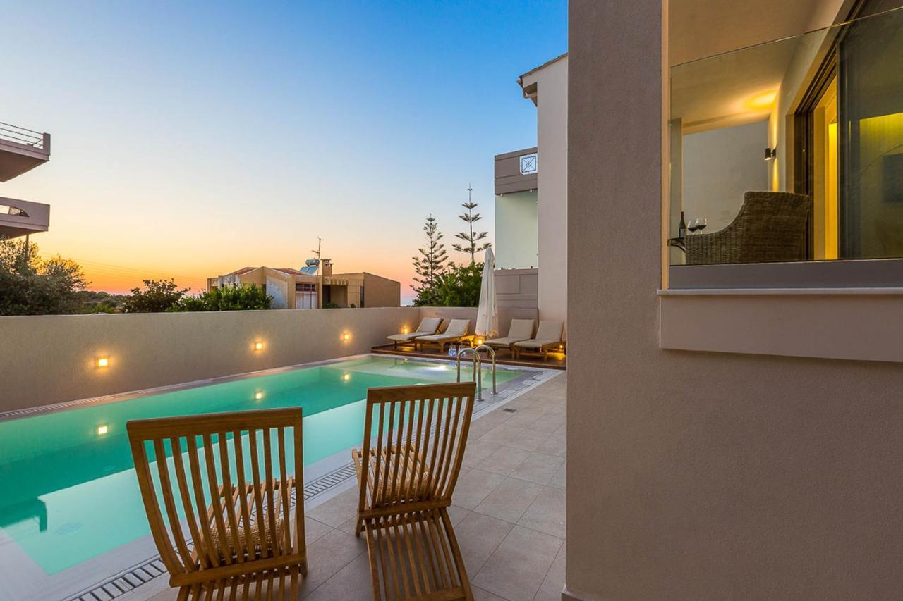 Villa Amelia I Free 9 Seater Mini Van & Pool Калатас Экстерьер фото